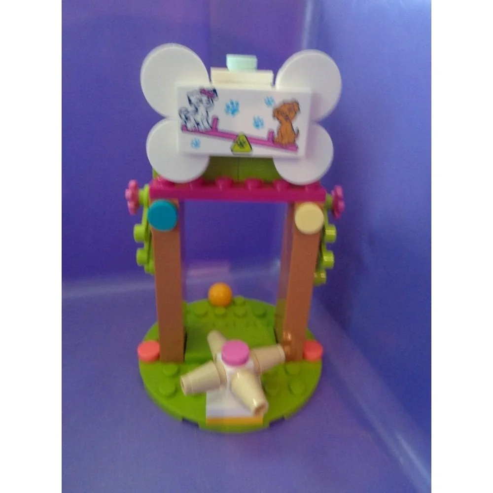 Lego Friends 41698 Pet Playground with Minifigures